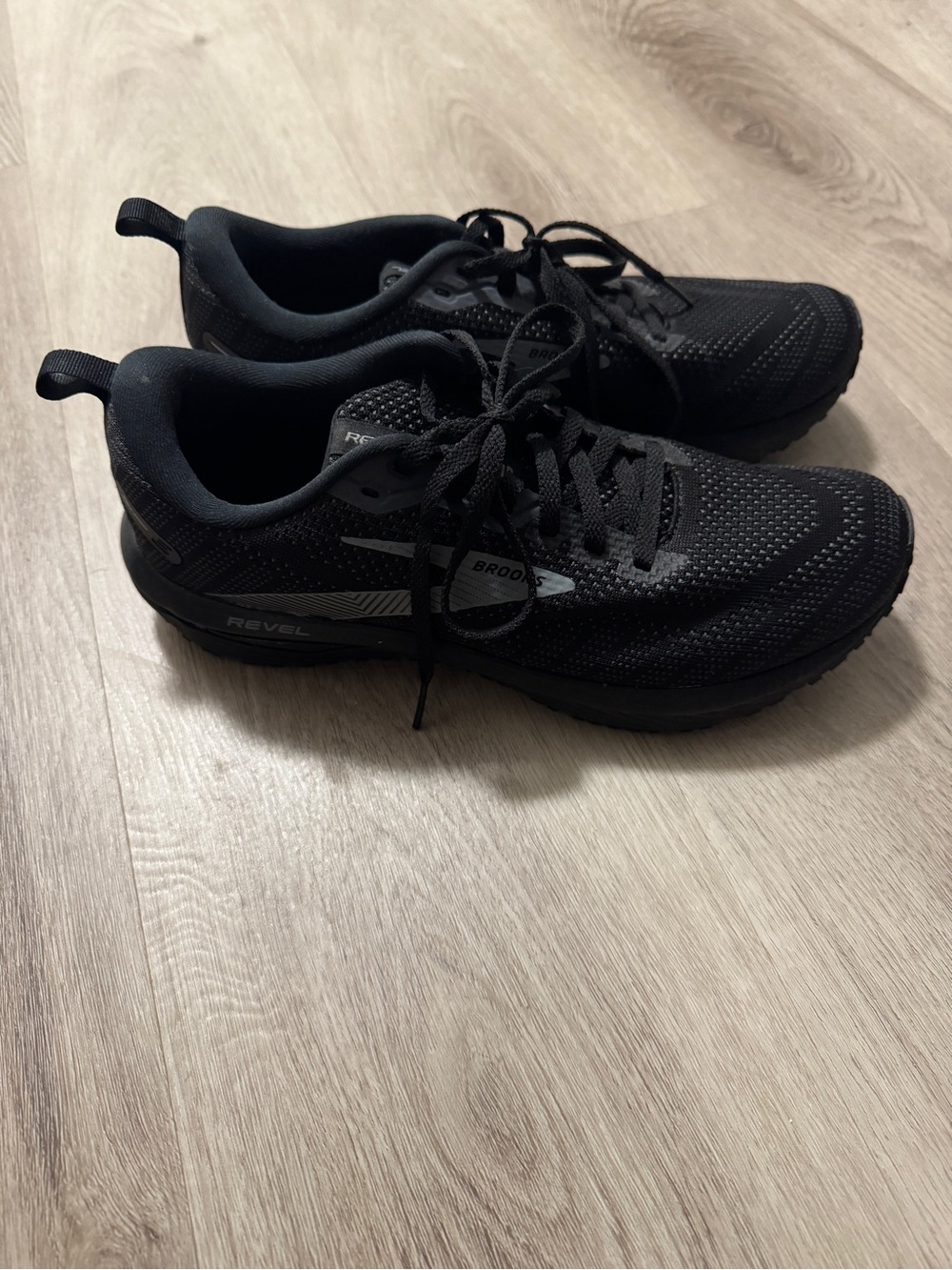 Brooks Men’s Revel 6